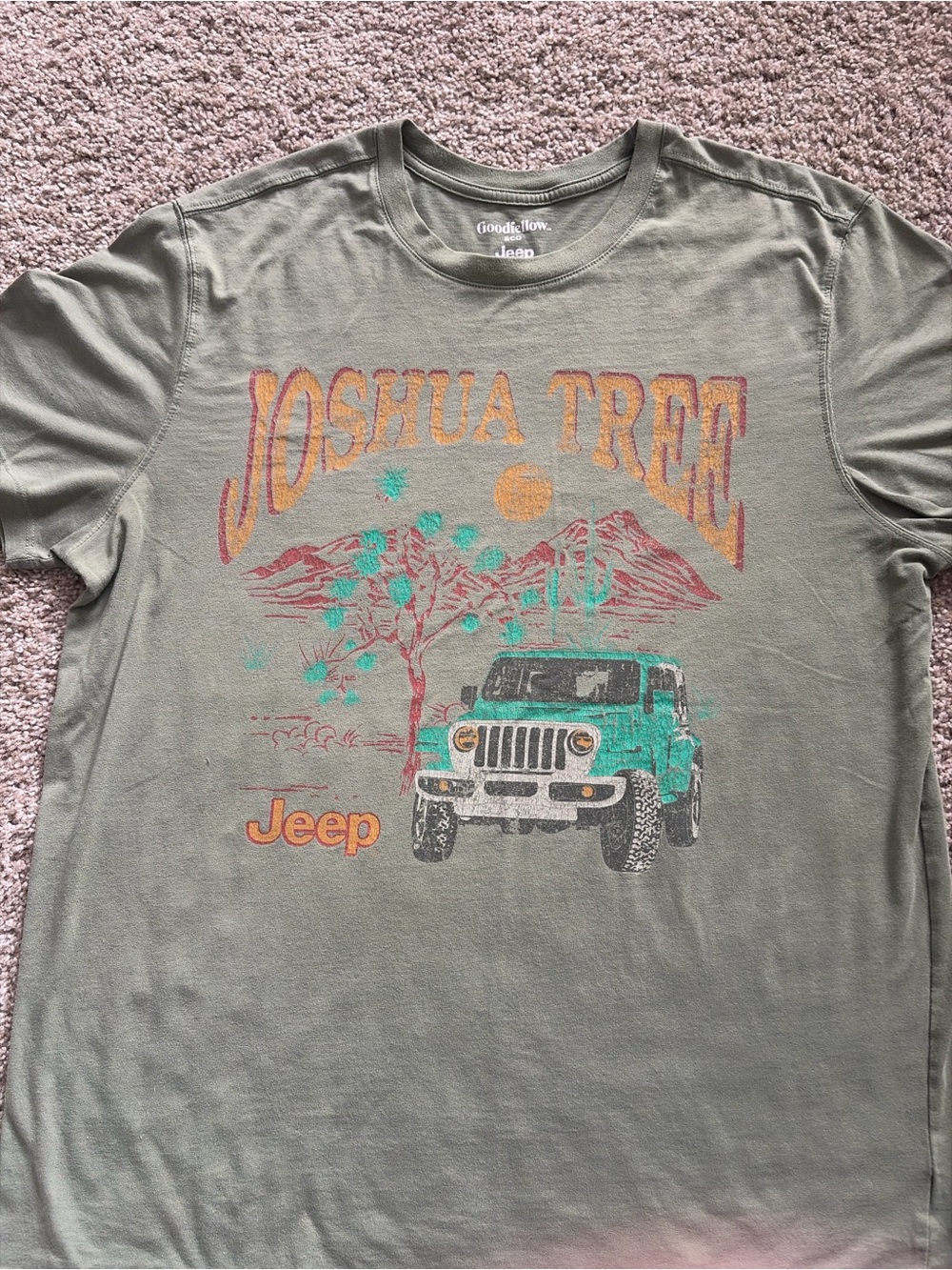 Goodfellow & Co Olive Green Joshua Tree Jeep Graphic Tee